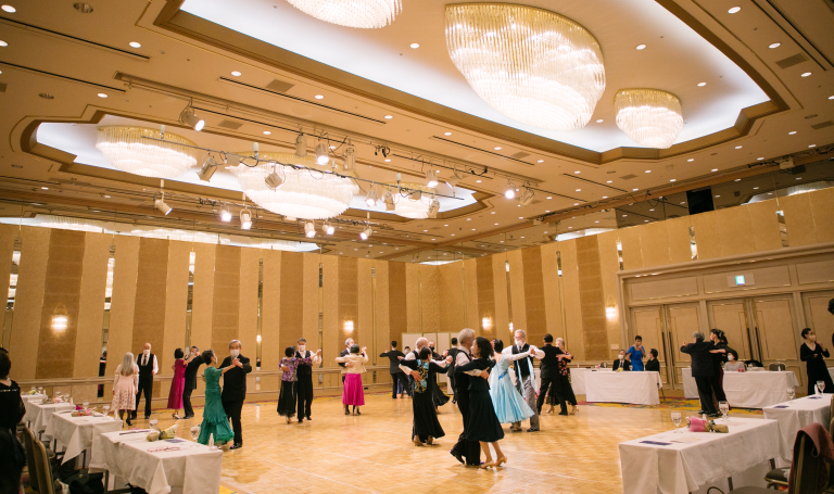 ダンスイベントや活動を応援